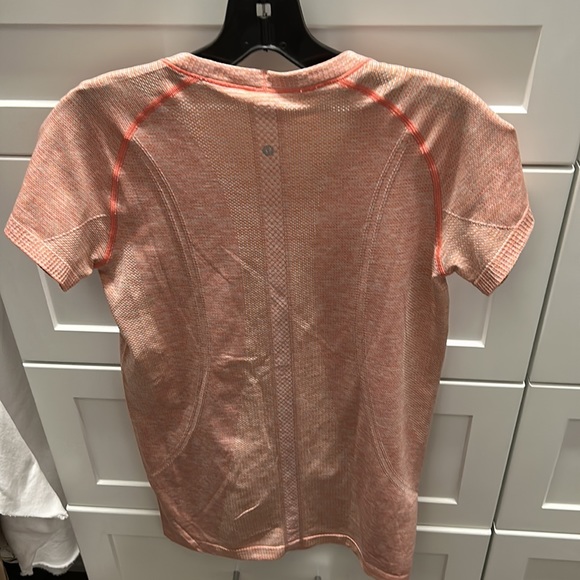 Lululemon swiftly short sleeve orange top - Picture 4 of 4